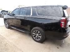 2024 Chevrolet Suburban LT - Photo 6