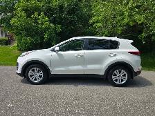 2017 Kia Sportage FWD 4dr LX Heated Seats, Reverse Camera