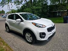 2017 Kia Sportage FWD 4dr LX Heated Seats, Reverse Camera - Photo 4