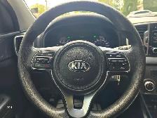 2017 Kia Sportage FWD 4dr LX Heated Seats, Reverse Camera - Photo 18