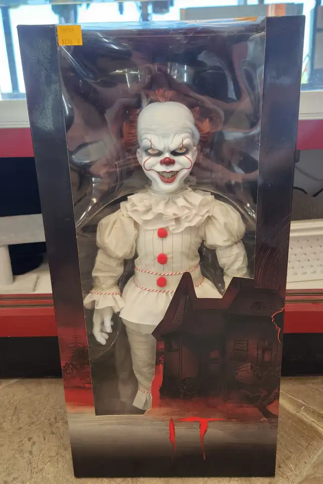 Brand New Assorted IT Pennywise Figurines, Toys, Collectables