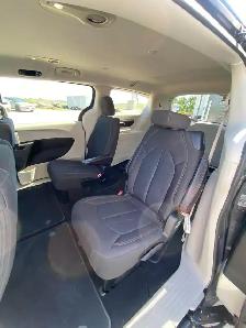 2017 Chrysler Pacifica LX - Photo 14