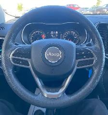 2022 Jeep Cherokee Sport - Photo 13