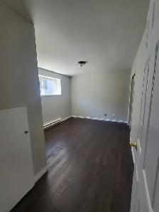 2 Bed, 1 Bath Apartment For Rent - Photo 3