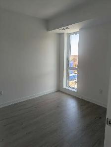 Beautiful Large Master Bedroom w Private Bath - Photo 5