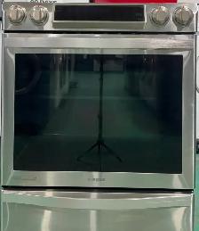 Luxury Samsung Induction Glass Top Stove (S4279) with delivery