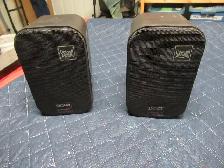 Electronics For Sale - Photo 3