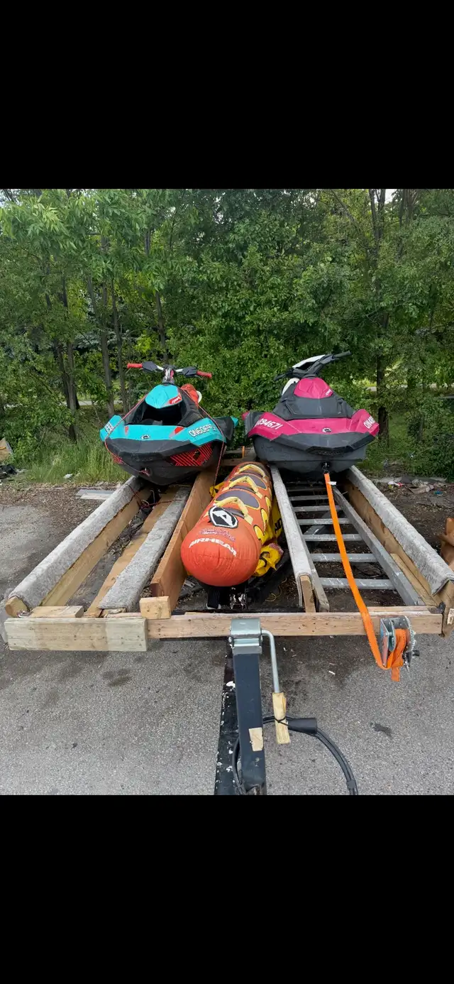 2 Sea-Doo Spark Trixx   Double Trailer   Tube