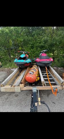 2 Sea-Doo Spark Trixx   Double Trailer   Tube
