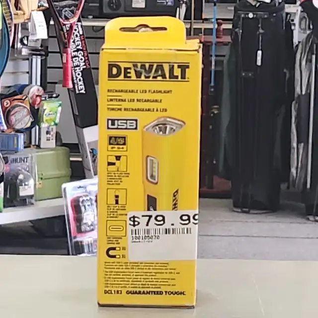 DEWALT LED Compact Flashlight - BRAND NEW