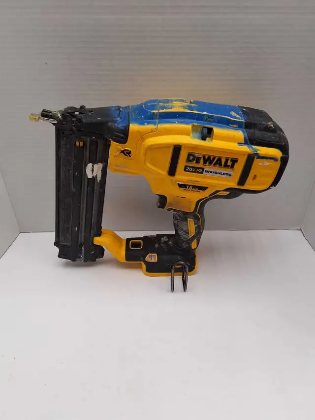 Dewalt DCN680 18GA 20v Brad Nailer Tool Only