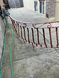 Metal Railing - Photo 3