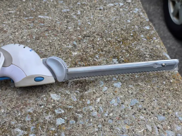 Black & Decker Electric Corded Carving Knive