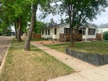 4 Bedroom 2 Bath House in Camrose For Rent