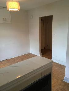 Clean, Quiet, One bedroom apartment - Photo 4