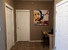 Top Floor Condo with Den. Available Immediately! All Utilities - Photo 3