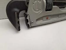 Crescent 18' Aluminum Pipe Wrench CAPW18 - Photo 2