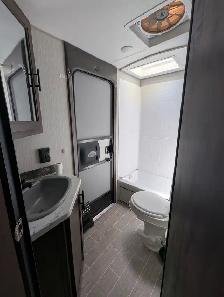 2020 Cherokee Grey Wolf 23DBH - Photo 6