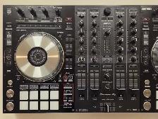 Pioneer DDJ-SX3 w/Odyssey Case $1250 - Photo 7
