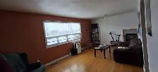 One Large Room (165 sqf) on the First Floor – $799 All-Inclusive - Photo 5