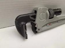 Crescent 14' Aluminum Pipe Wrench CAPW14 - Photo 2