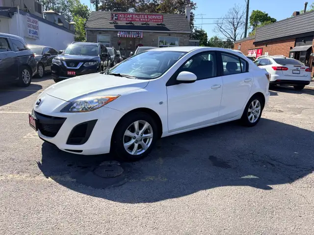 2010 Mazda 3 GX Sdn FWD 2.0L One Owner Carfax Clean Low Mileage