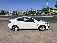 2010 Mazda 3 GX Sdn FWD 2.0L One Owner Carfax Clean Low Mileage - Photo 4
