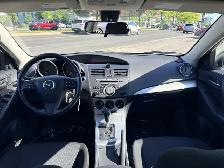 2010 Mazda 3 GX Sdn FWD 2.0L One Owner Carfax Clean Low Mileage - Photo 16