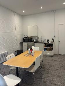 Charming Ground-Floor Office Space for Rent - St. George Station - Photo 5
