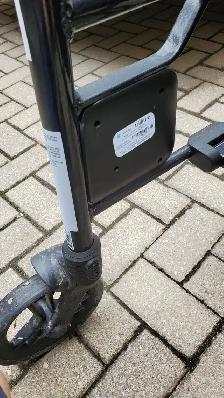 Premium Four-Wheel Mobility Walker - Photo 5