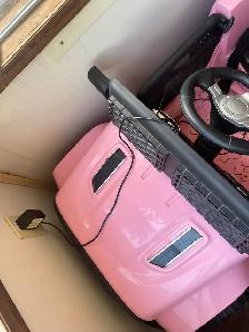 Pink ride on jeep 12Volt - Photo 4