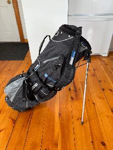 Mizuno Golf Bag & TNT Golf Clubs