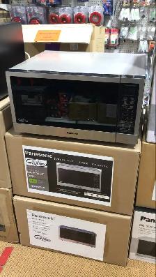 PANASONIC 1.6 CUFT MICROWAVE OVEN STAINLESS STEEL