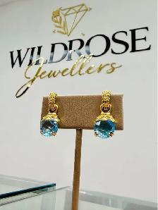 18karat 8.00CTW Natural Blue Topaz Checkerboard Earrings