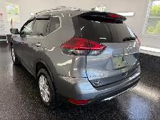 2019 Nissan Rogue SV All Wheel Drive - Photo 3