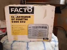 climatiseur de fenetre 5000 btu.....  2 a vendre ! - Photo 5