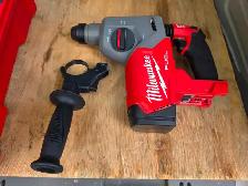 1 Milwaukee 1' (25mm) SDS Plus Rotary Hammer Drill Model 2712-20 - Photo 4
