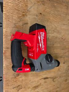1 Milwaukee 1' (25mm) SDS Plus Rotary Hammer Drill Model 2712-20 - Photo 9