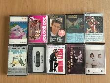Cassettes audio avec boîtier (10 cassettes pour 20$)