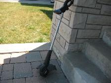Black and Decker Corded Grass Trimmer - Photo 6
