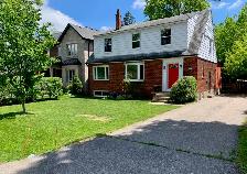 4 Bedroom Detached Home in Prime Etobicoke Location For Lease - Photo 2