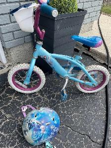 Toddler bike with training wheels