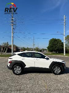 2025 Hyundai Kona Essential - Photo 4