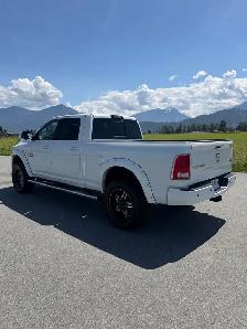2015 - Ram 3500 Limited - Photo 4