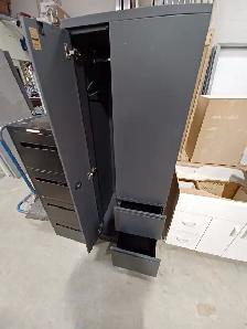 Metal Storage Tower - Photo 3
