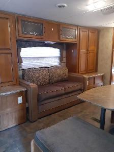 2011 BULLET ULTRA LITE RV TRAILER - Photo 5