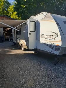 2011 BULLET ULTRA LITE RV TRAILER - Photo 9