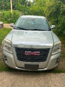 2013 GMC Terrain AWD, LOW KM