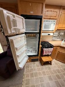 2004 Okanagan 30’ fifthwheel - Photo 3