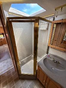 2004 Okanagan 30’ fifthwheel - Photo 8
